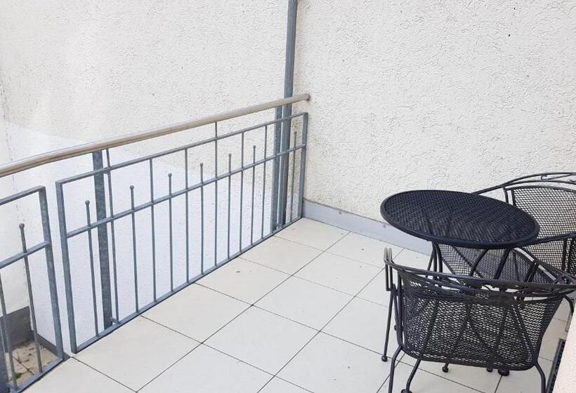 침실 1개 발코니 아파트, Villa Viktoria 1   Apartments   City Center