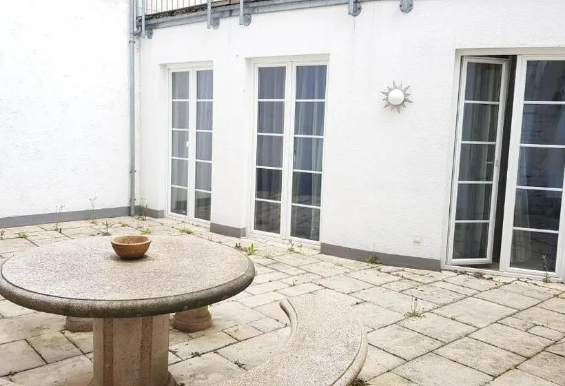 テラス付き１ベッドルームアパートメント, Villa Viktoria 1   Apartments   City Center