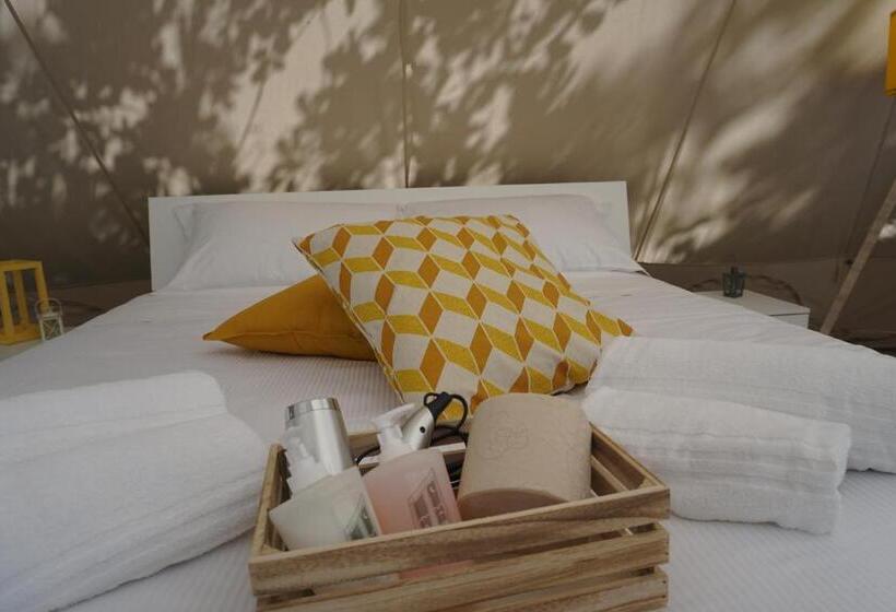 Standard Tent, Dimore Montane