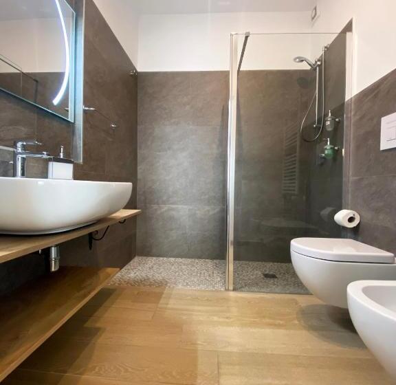 اتاق لوکس, Barirooms   Carulli Suites