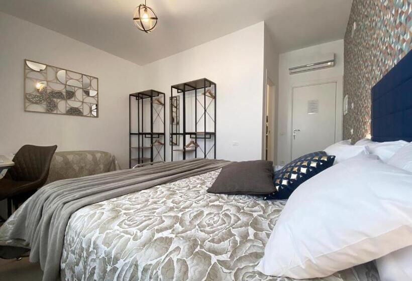 اتاق راحتی سه تخته, Barirooms   Carulli Suites