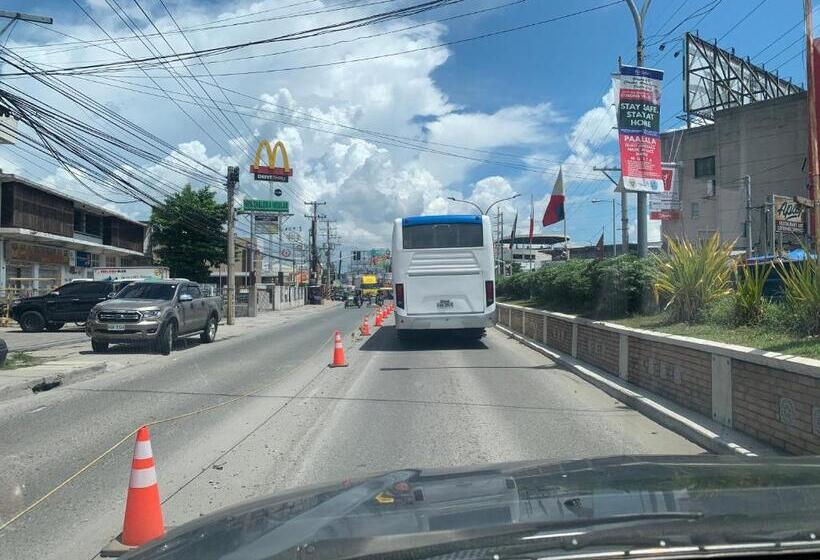Pokój Ekonomiczny, Robie S Transientss