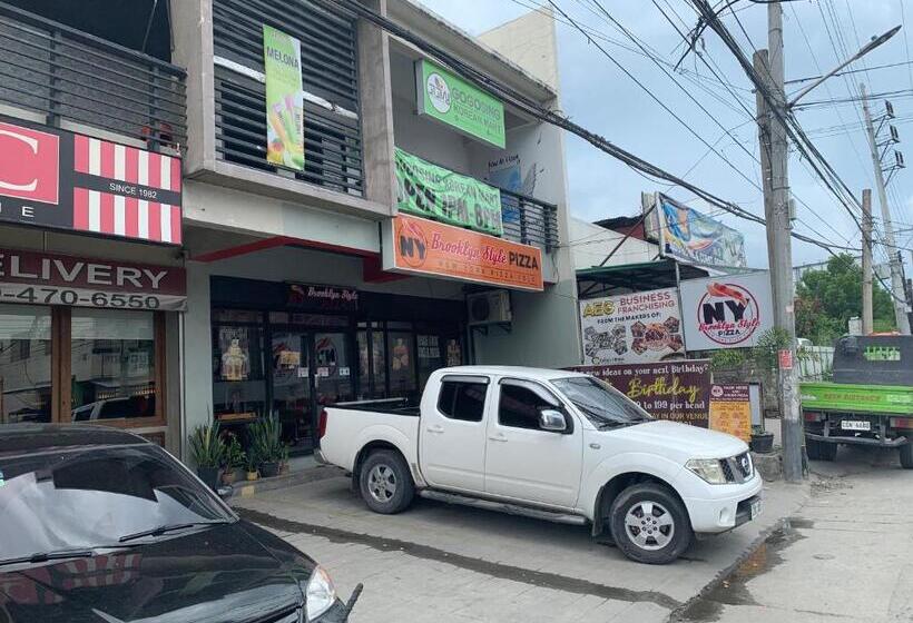 Pokój Ekonomiczny, Robie S Transientss