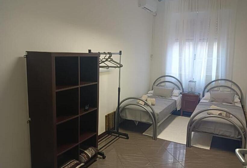 经济房, Casa Al Porto