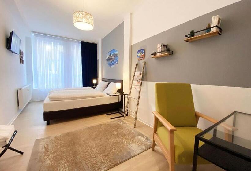 Chambre Standard, Kangarooms   Schlachte Weserpromenade