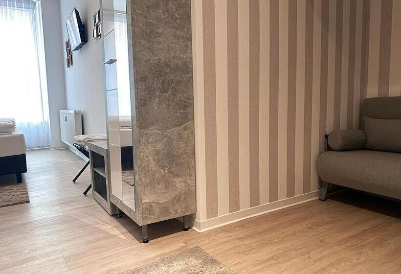 Chambre Standard, Kangarooms   Schlachte Weserpromenade