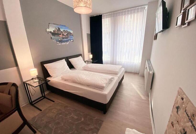 Chambre Standard, Kangarooms   Schlachte Weserpromenade