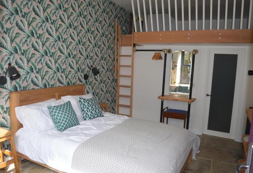 חדר סטנדרט, Grooms House