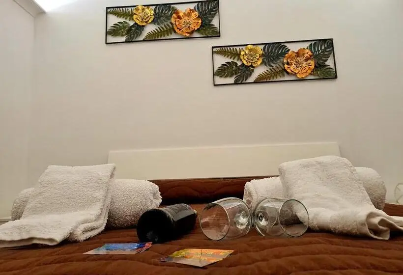 キングサイズベッドのデラックスルーム, Scrusciu Home