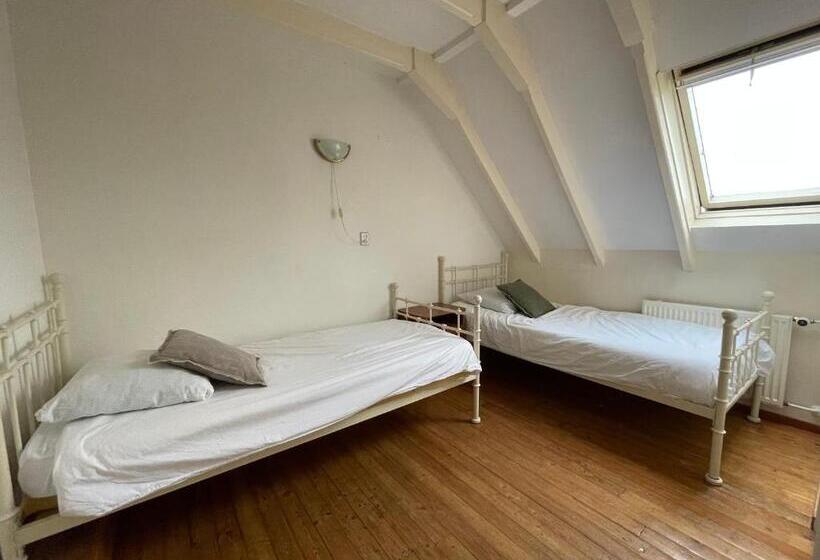 标准间, T Lytse Knipke