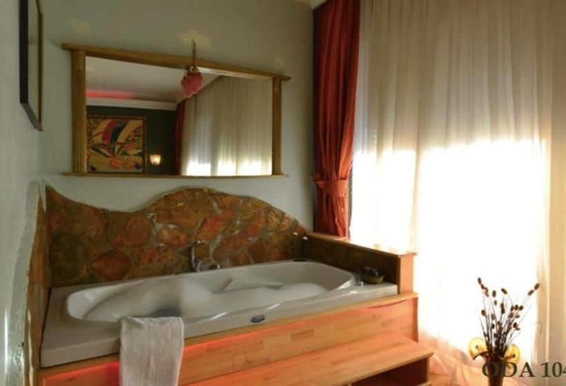 بانگلوی استاندارد, Treetops Park