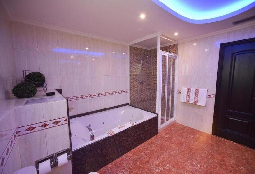 Habitación Deluxe, Motel Caribe