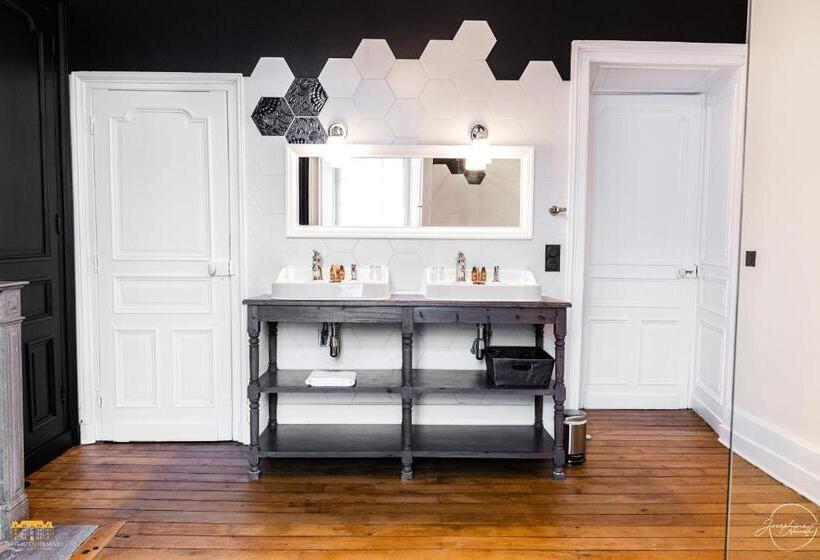 デラックスルーム, Château D Hermival