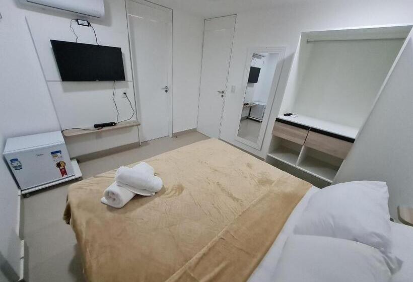 StandaardKamer, Na Praia Sunset