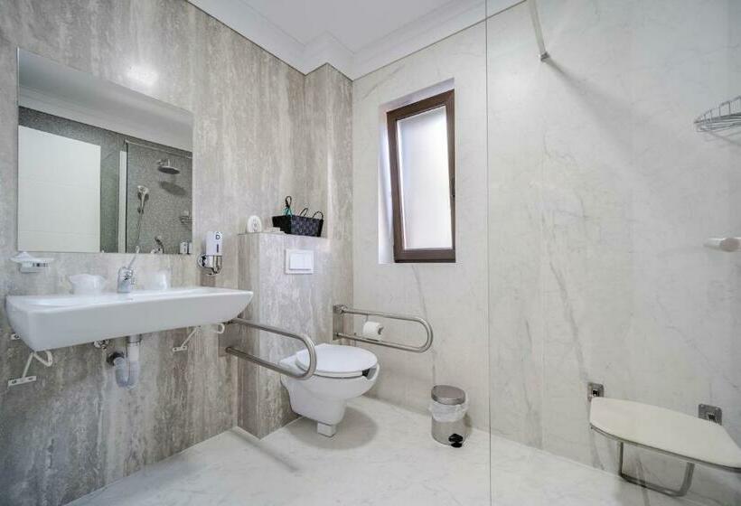 장애인을 위한 킹사이즈 침대 스탠다드 룸, Niro Residence