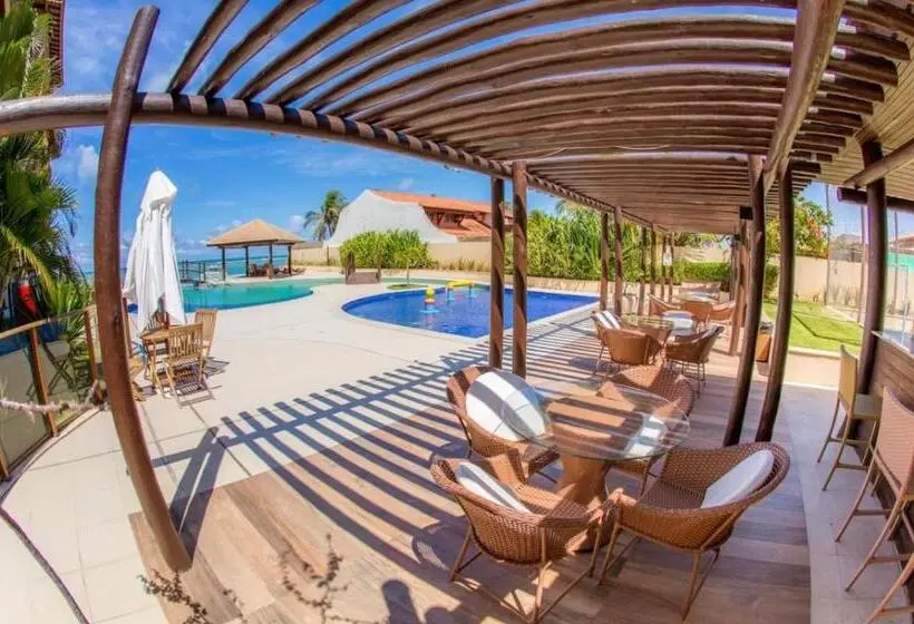 Huoneisto 1 Makuuhuone Allasnäkymä, Barra Bali Apartamento 06   Paraíso à Beira Mar