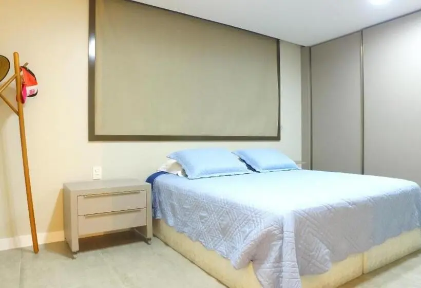 Huoneisto 1 Makuuhuone Allasnäkymä, Barra Bali Apartamento 06   Paraíso à Beira Mar
