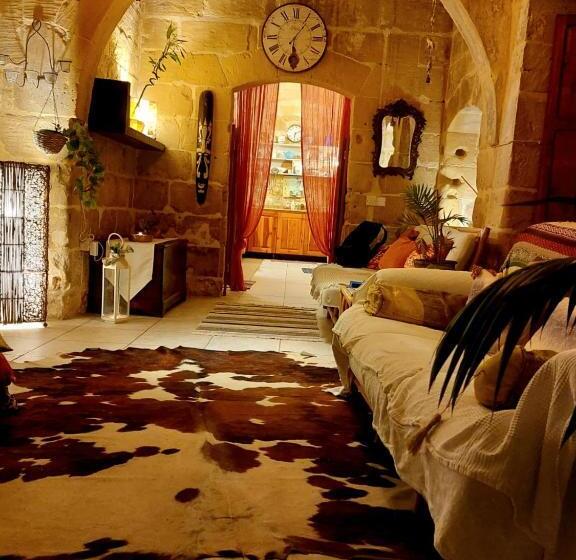 اتاق استاندارد با تراس, Ta  Didi B&b