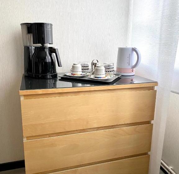 豪华房间, Zur Auguststadt