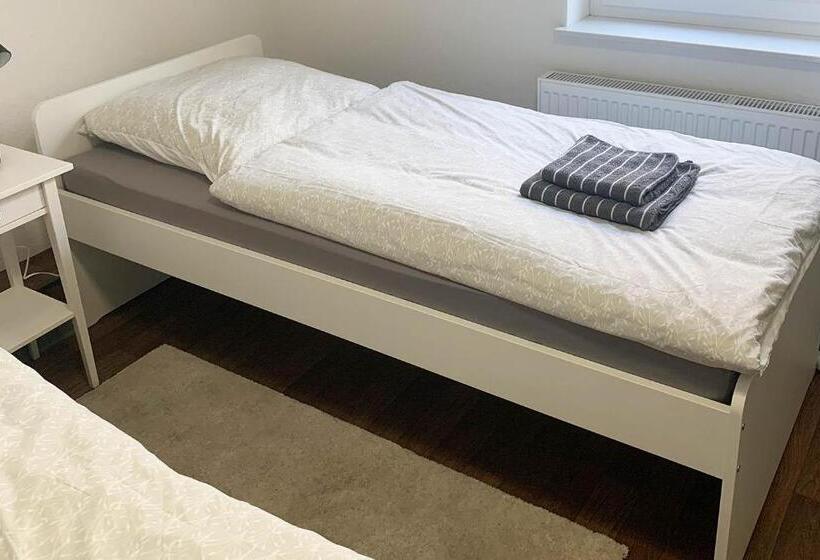 Standard-huone, Gästehaus Emden, Gemütliche Zimmer Mit Bad & Wlan