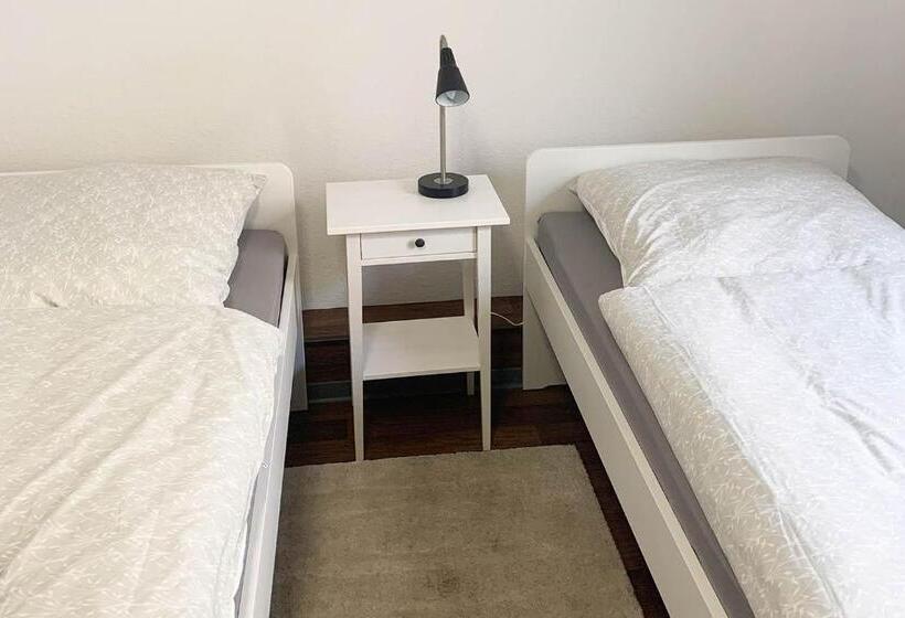 Basic-huone, Gästehaus Emden, Gemütliche Zimmer Mit Bad & Wlan