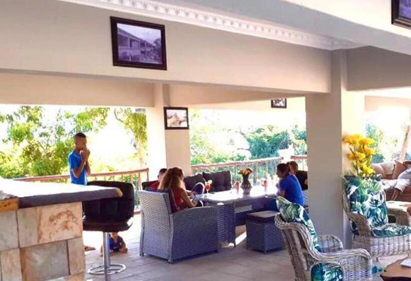 חדר סטנדרט, Asante Mountain Lodge