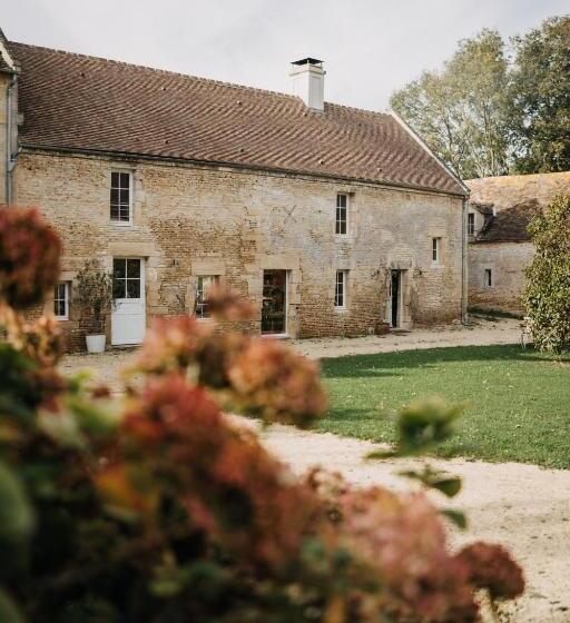 جناح مطلّ علي الحديقة, Les Granges Pelloquin