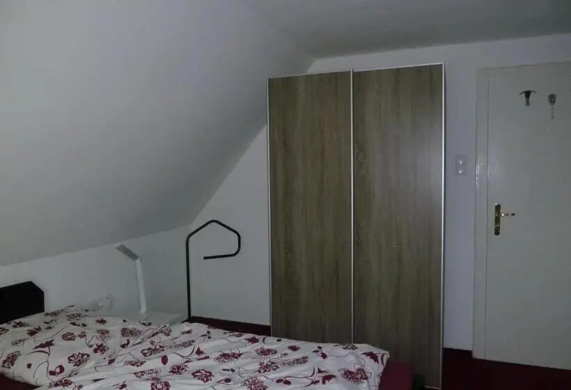 スタンダードルーム, Bed & Breakfast Wunstorf