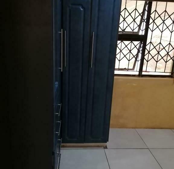 חדר סטנדרט, Lytton Cresent B&b