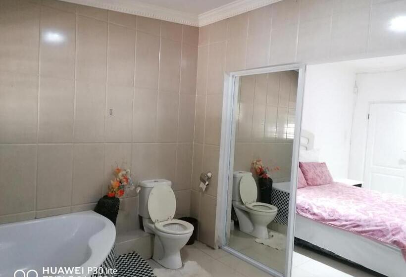 חדר סטנדרט, Lytton Cresent B&b