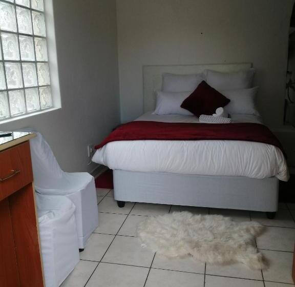 חדר סטנדרט, Lytton Cresent B&b