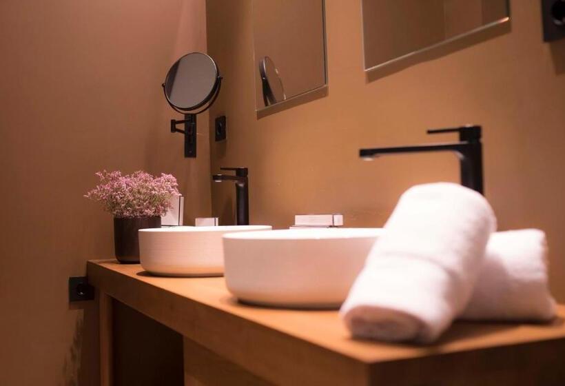 Люкс Кровать Кинг, Vallivana Suites
