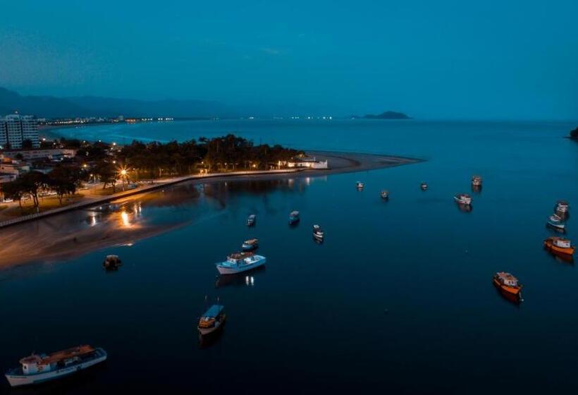 اتاق خانوادگی, Suíte Privativa Próxima Ao Sesc 1