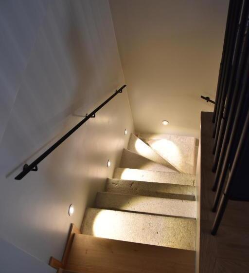 اتاق لوکس با تخت بزرگ, Sistò Petite Maison