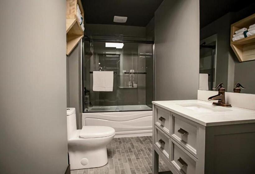 スタンダード4人部屋, La Suite Hébergements