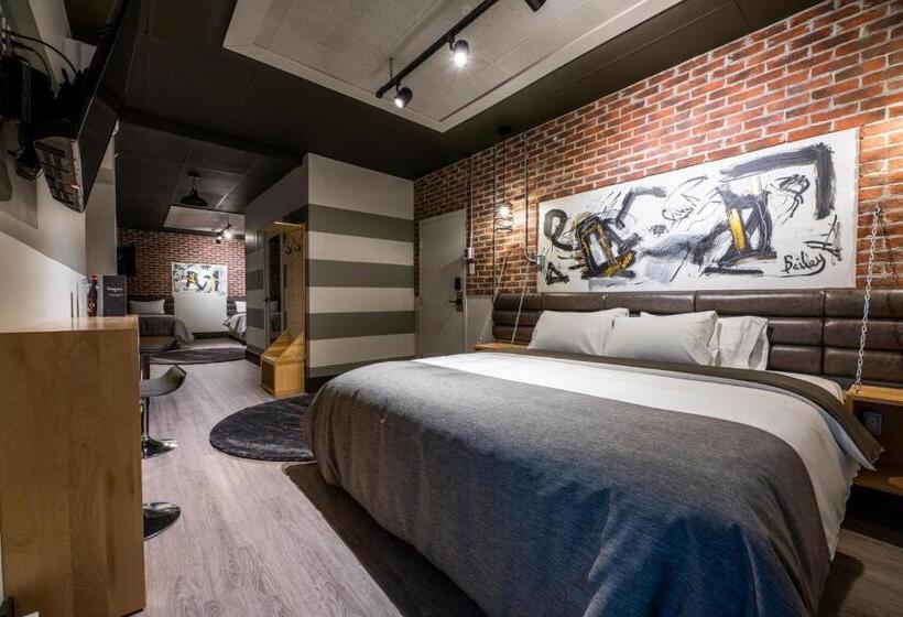 キングサイズベッドのデラックスルーム, La Suite Hébergements