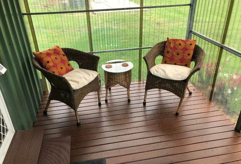 חדר דלוקס, Walsh Farm Shepherd’s Rest