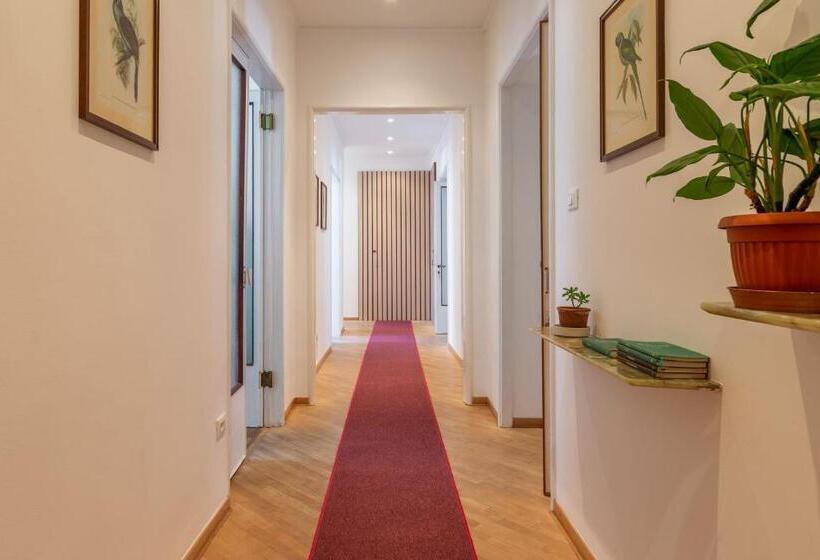 Familienzimmer, Città Del Capo