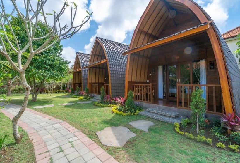 חדר סטנדרט נוף לגינה, Wooden Puri Guesthouse By Bukit Vista