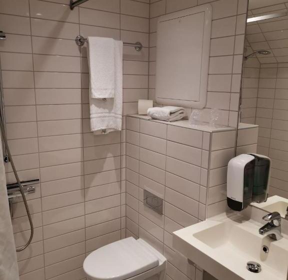 패밀리 룸, Apartments No