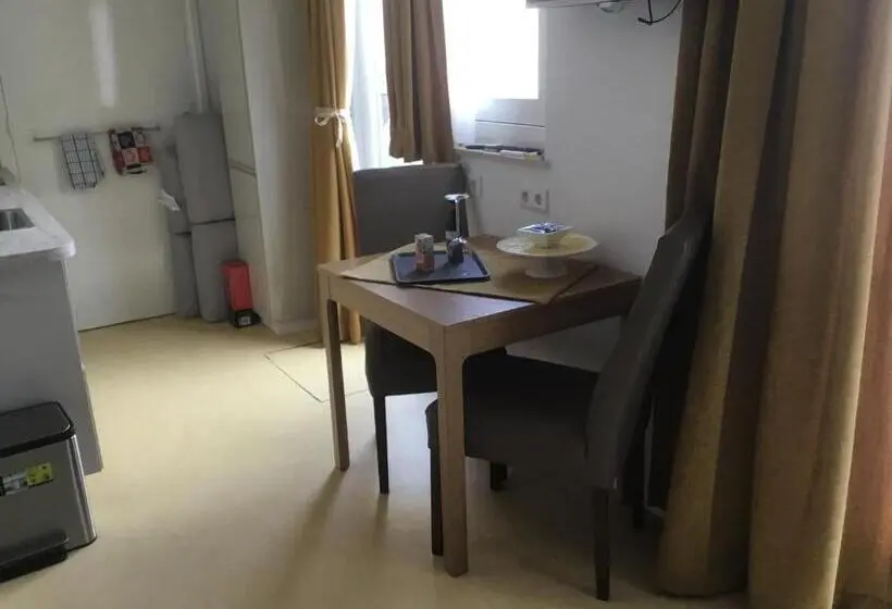 Habitación Estándar, B & B Rosamie