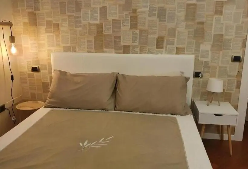 اتاق استاندارد سه نفره, Glicine & More Forlì