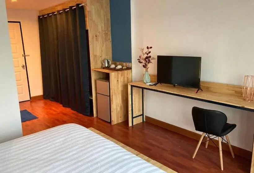 اتاق لوکس با بالکن, Moocoworking