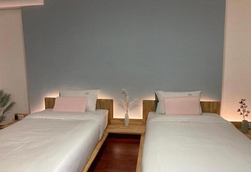 Номер Стандарт с Террасой, Moocoworking