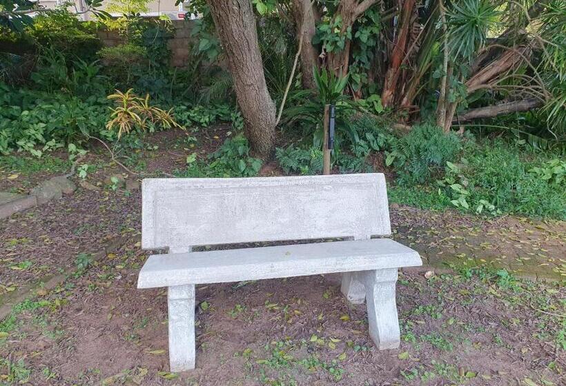 בית, 4 חדרי שינה, 23 Ambleside Holiday Retreat By The Sea