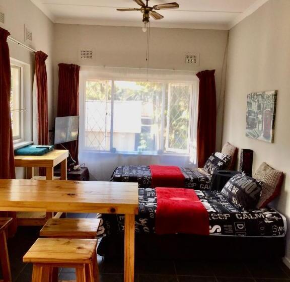 דירת חדר נוף לים, 23 Ambleside Holiday Retreat By The Sea