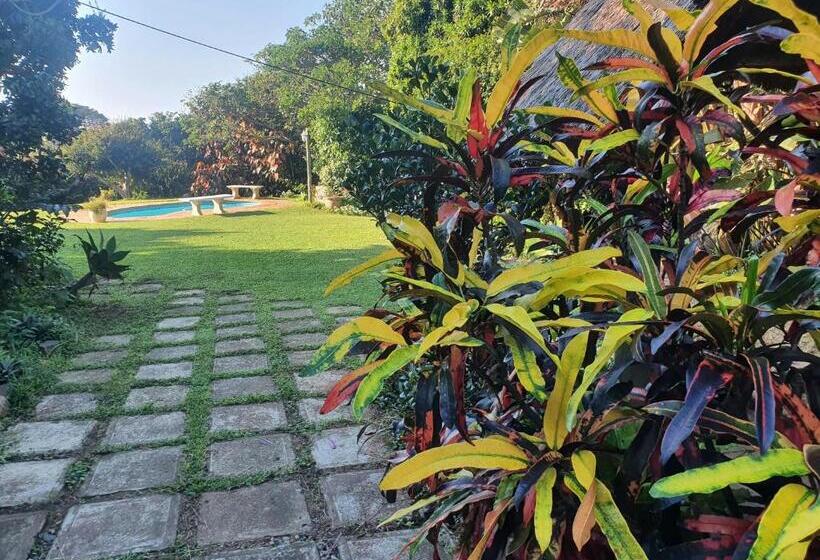 בית, 4 חדרי שינה, 23 Ambleside Holiday Retreat By The Sea