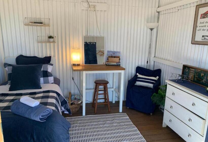 스탠다드 싱글 룸, Evanston Station