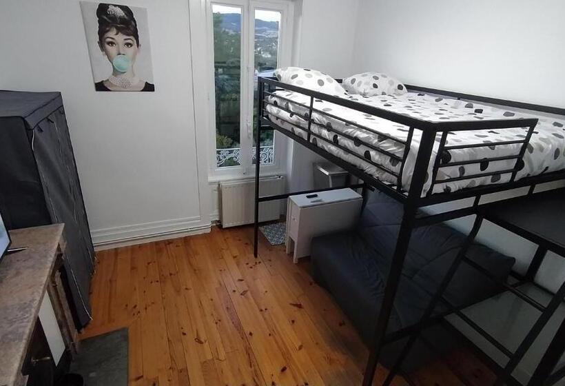 4인용 스탠다드 룸, La Batisse De Saint Chamond