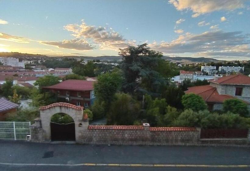 4인용 스탠다드 룸, La Batisse De Saint Chamond